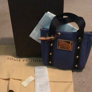 Louis Vuitton bag